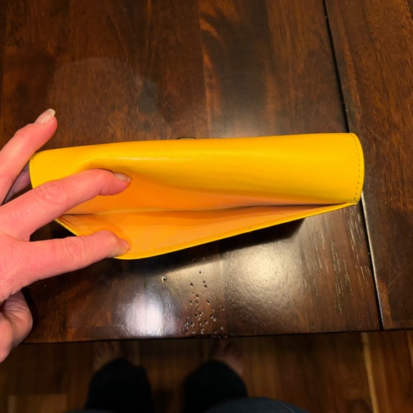Coach mustard yellow wallet - Picture 10 of 14
